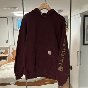 Burgundy Carhartt hoodie